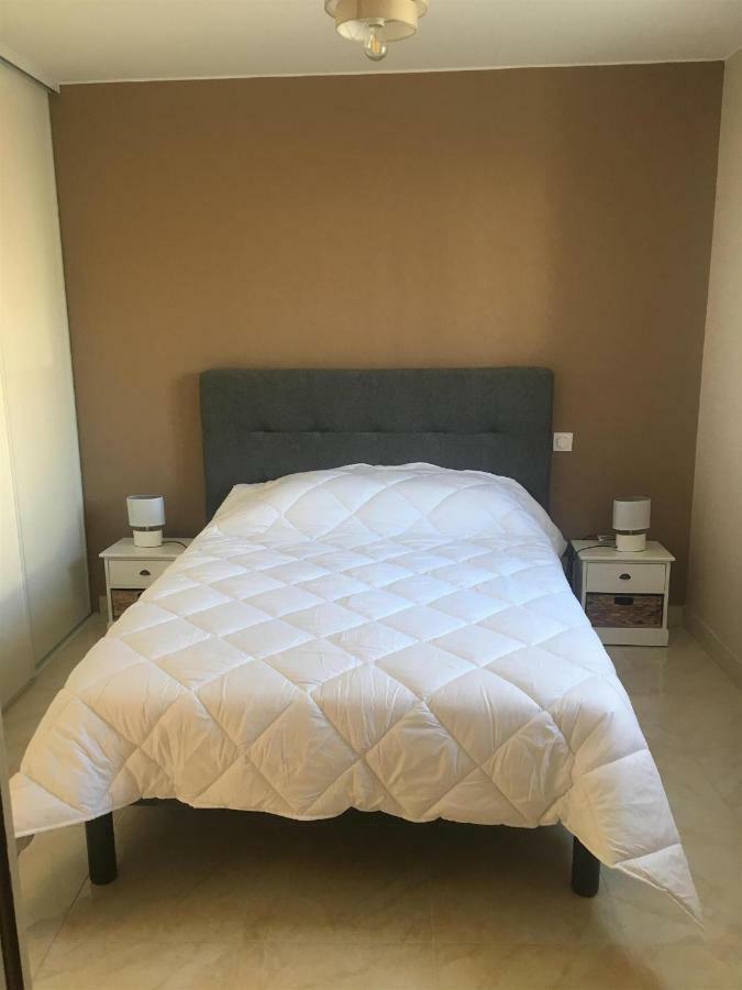 Le Margouillat Apartment Vibrac  Екстериор снимка