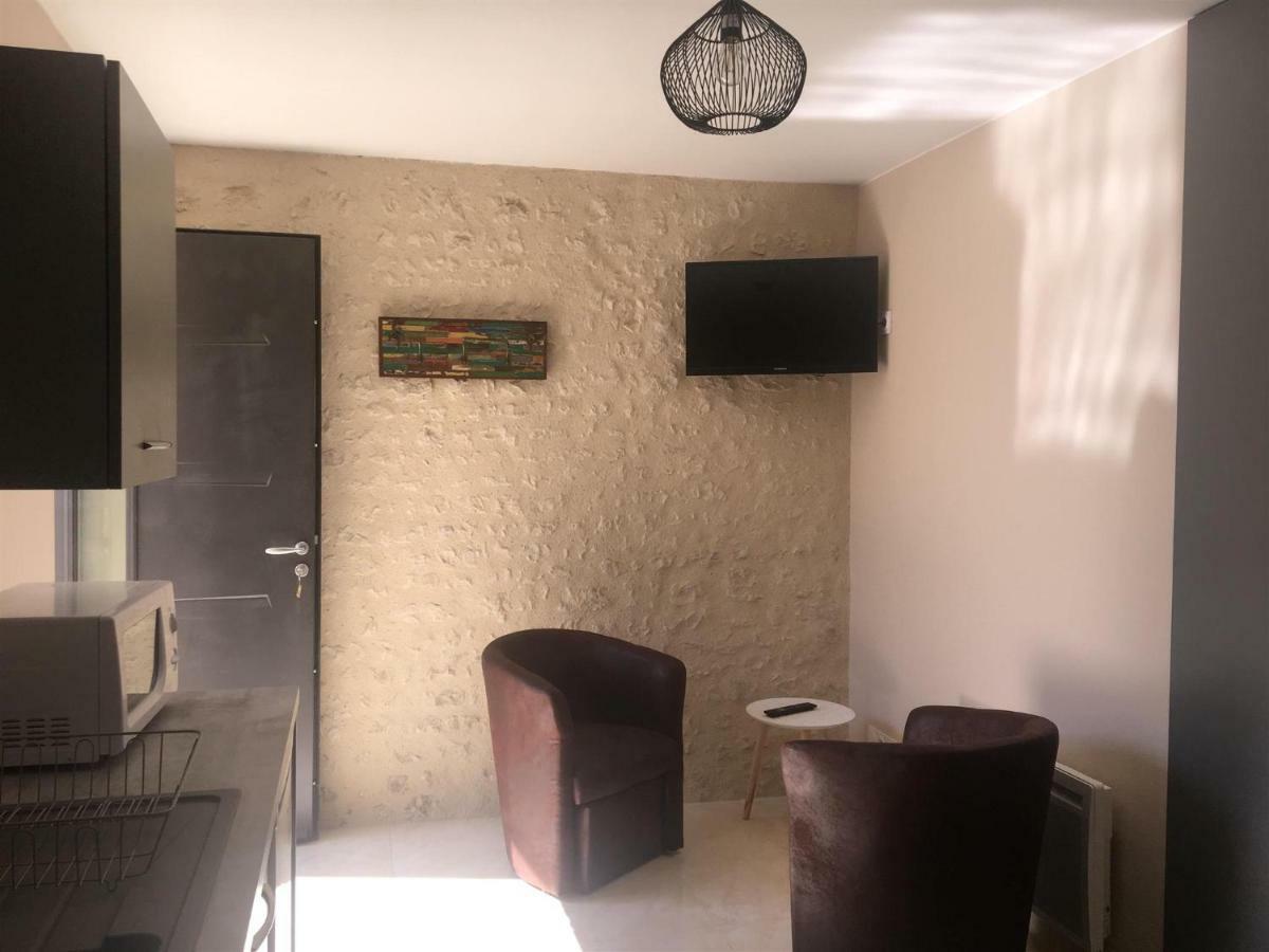 Le Margouillat Apartment Vibrac  Екстериор снимка