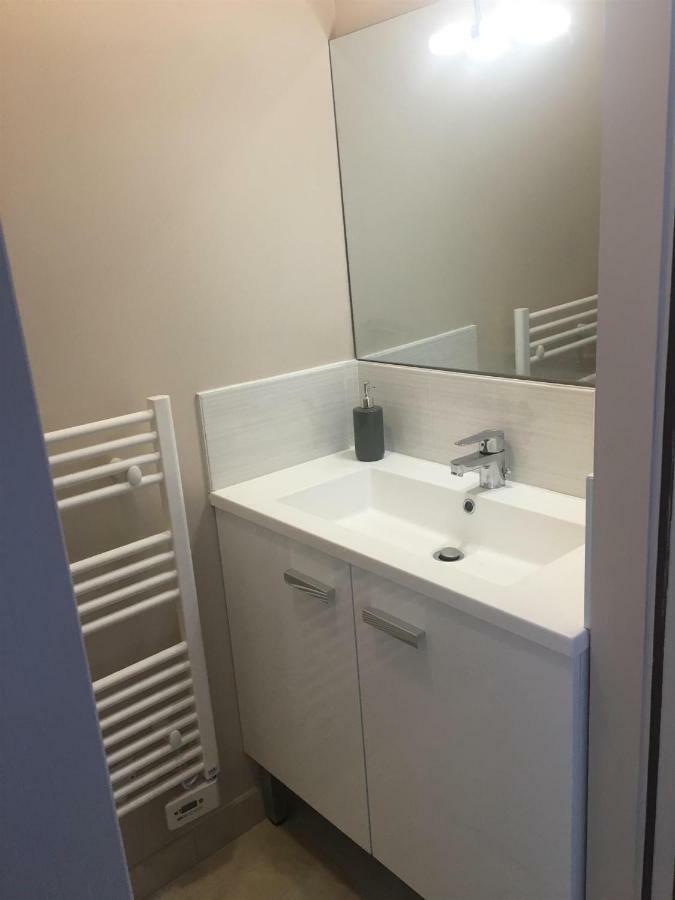 Le Margouillat Apartment Vibrac  Екстериор снимка